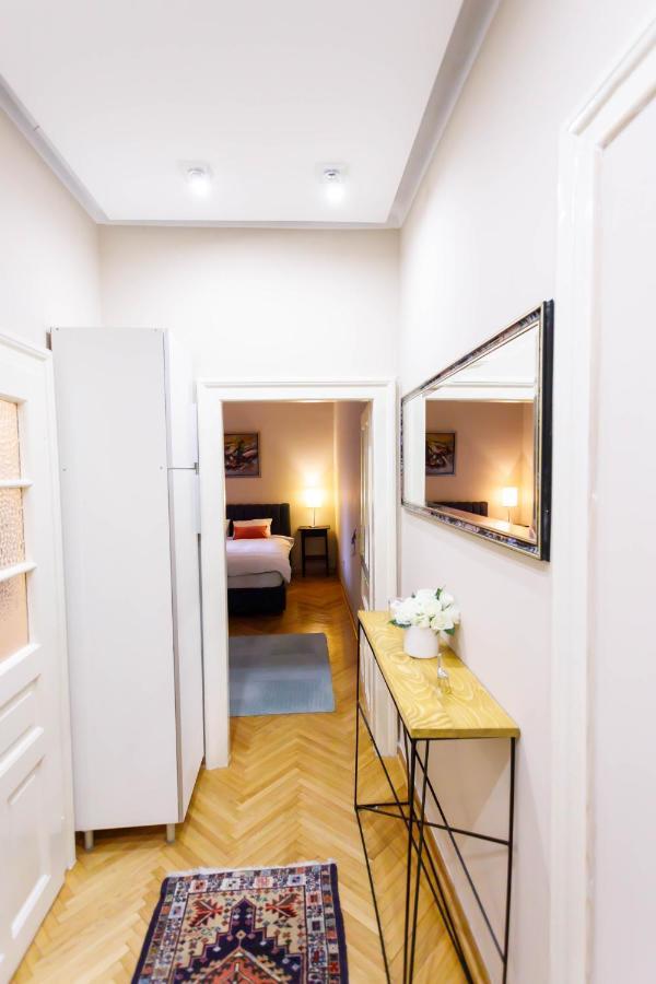 Family Apart Apartment Beograd Bagian luar foto